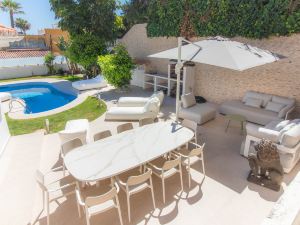 Fantastic Villa in Puerto Banus with Private Pool