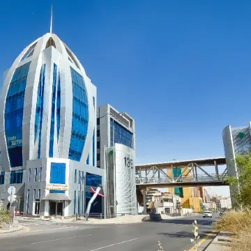 Golden Dune Residential Unit - Almalaz Отели рядом с достопримечательностью «Парк короля Абдуллы»