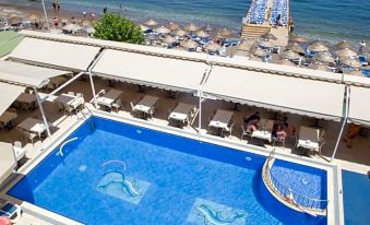 Ozcan Beach Hotel