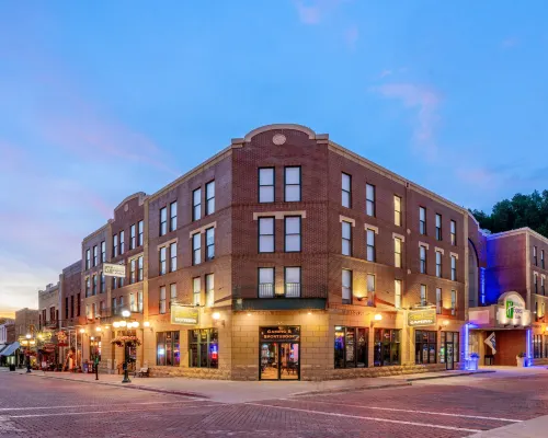 Holiday Inn Express & Suites DEADWOOD-GOLD DUST CASINO by IHG Hotels in Deadwood
