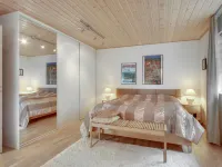 "Sahid" - 20m from the Sea