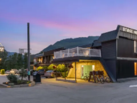 Stoke Hotel SureStay Collection by Best Western Hotels in Revelstoke