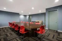 Quality Inn & Suites Big Rapids Near University فنادق في بيغ رابيدز