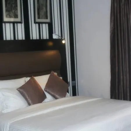 Sweet Spirit Hotels-Superior Room