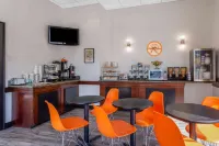 Howard Johnson by Wyndham Portsmouth - breakfast