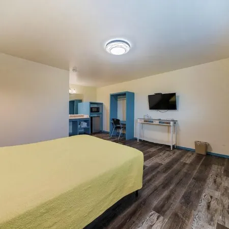 Catalina Motel