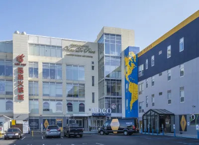 voco FIORELLO - LAGUARDIA AIRPORT by IHG Hotels in Staten Island
