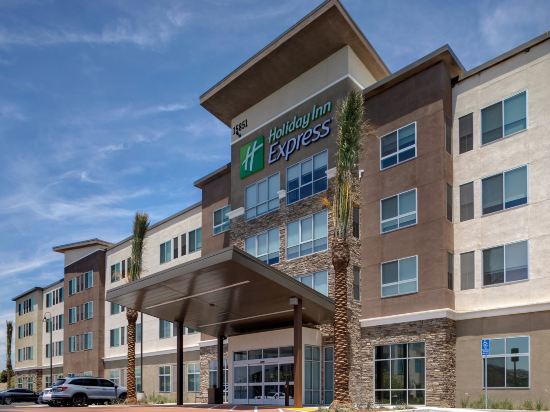 Holiday Inn Express & Suites ONTARIO - CHINO HILLS by IHG