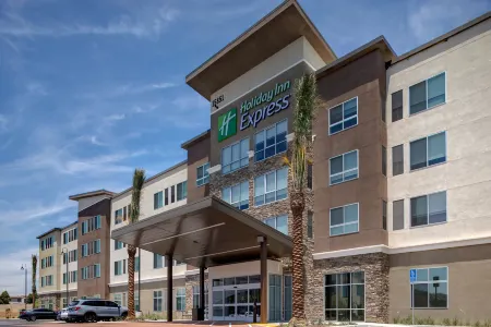 Holiday Inn Express & Suites Chino Hills