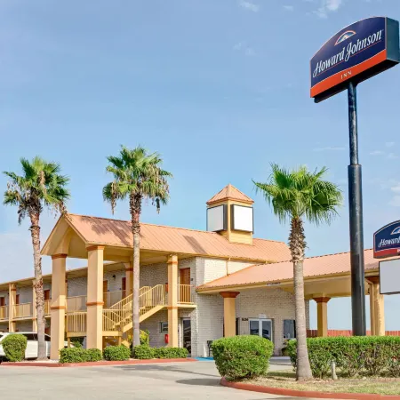 Howard Johnson by Wyndham Galveston Отели рядом с достопримечательностью «Парк Муди Гарденс Аттракшенс Тем»