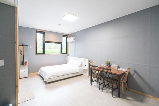 보령(대천) 화이트펜션 내부 객실 이미지