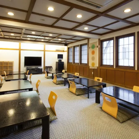 Schole Hakuba