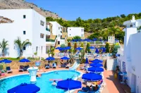 Pefkos Beach Studios & Apartments - parking