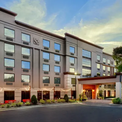 The Burgess Hotel, Atlanta, a Tribute Portfolio Hotel Отели рядом с достопримечательностью «Театр «Бакхед»»