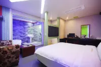 Jinju Opera Hoteles en Jinju