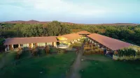 Asiatic Lion Lodge Hotels in Malanka