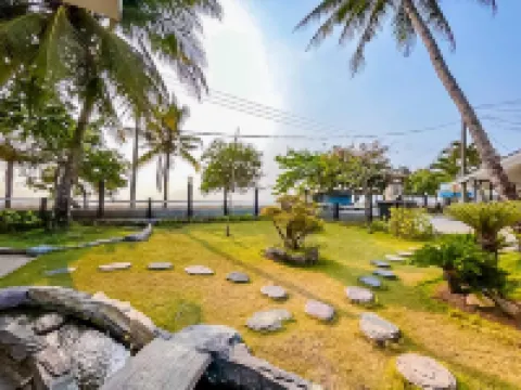 Hotel Pondok Hexa Seaside Hotels in Ciracap