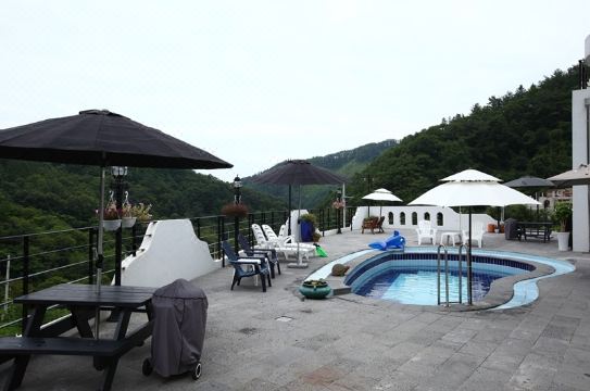 천상지애 펜션 이미지