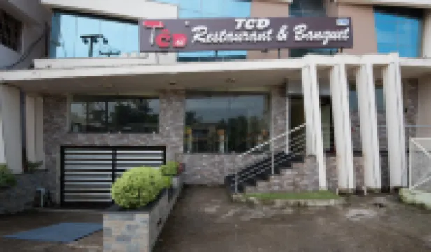 Treebo King's Court Chandrasekharpur Hotel di 