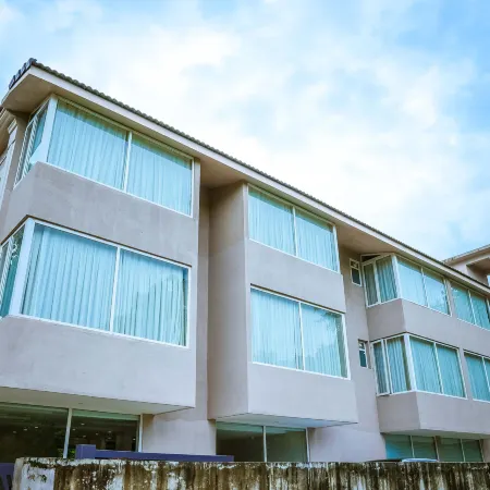 Hotel Regent Laguna