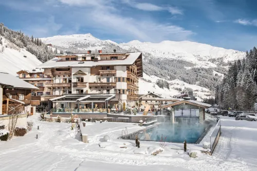 Das Alois 4 Sterne Superior Hotel di Vorderlanersbach
