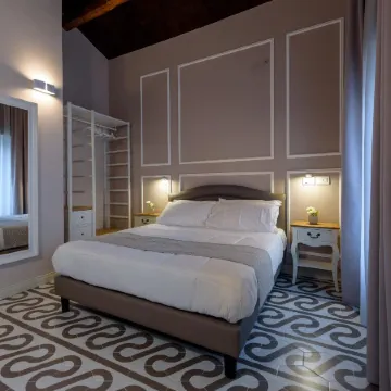 Marie Claire Apartments & Spa
