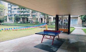 Shiqishe Homestay (Liangtan Road)