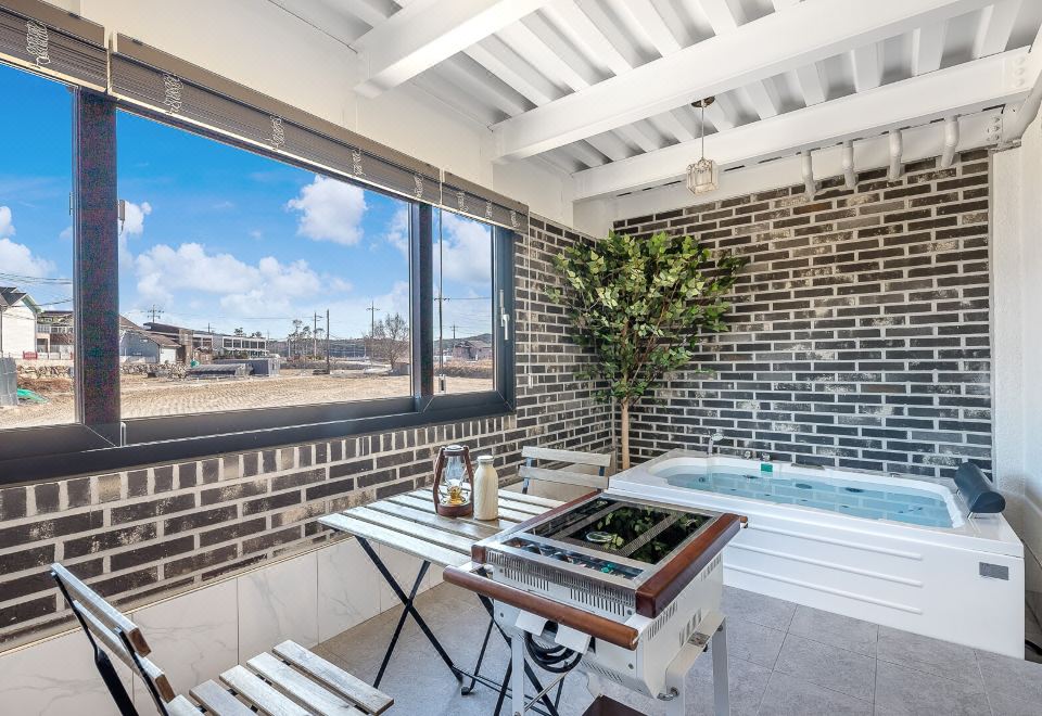 경주 머물다 풀빌라 전경