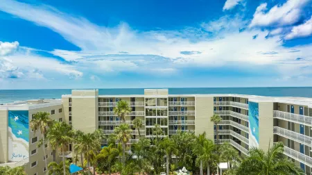 Island Grand at TradeWinds