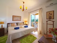 Silena Hotels in Estombar