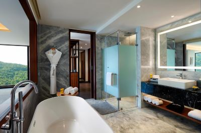Regency, Suite Hyatt Regency Dehradun Photo