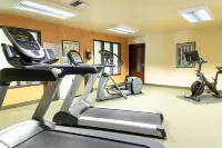 Oxford Suites Pendleton - Gym