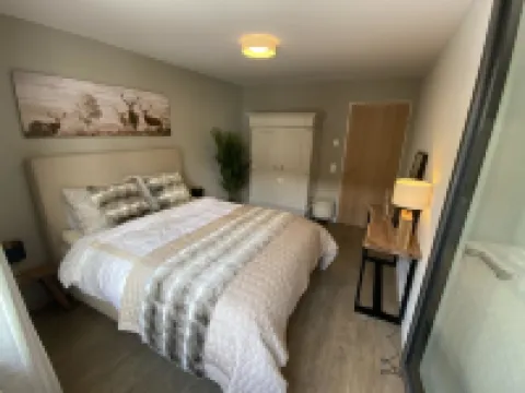 Alpenrose 아델보덴 호텔