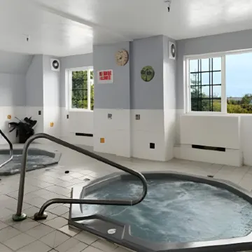 Baymont Inn & Suites by Wyndham Anchorage Airport