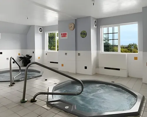 Baymont Inn & Suites by Wyndham Anchorage Airport فنادق مميّزة Photos