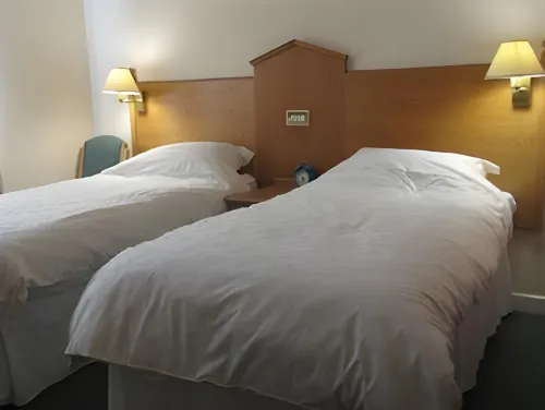 Hazelwood House - 4-Star