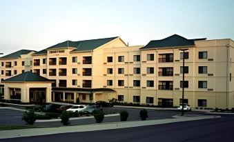 Courtyard Kansas City East/Blue Springs