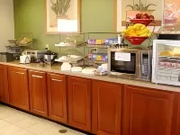 Fairfield Inn St. Louis Collinsville, IL - breakfast