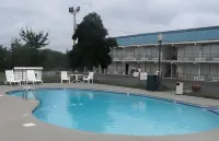 Kings Inn Hotels in Lenoir City