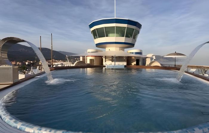 Yacht Club Marina di Loano | Una Esperienze