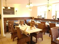 Hotel Gasthaus Zur Sonne - breakfast
