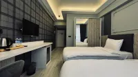El Baboos Hotel