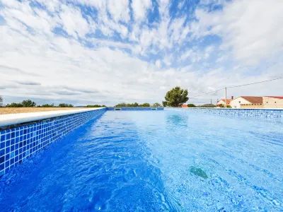 Vulelija Holiday Home Hotels near Tvrđava Perušić