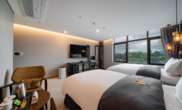 1. 에이원 호텔..