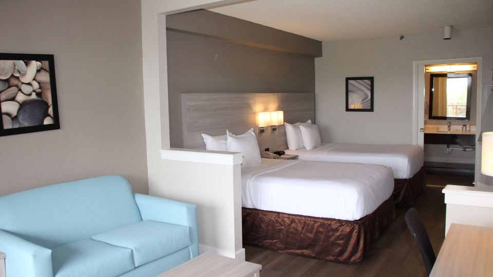 Boca Suites Deerfield Beach, SureStay Collection by BW