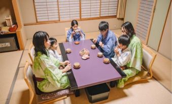 Hana to Hotaru Yu No Sato Yukiguni