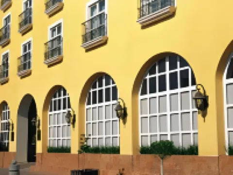 託盧卡中心嘉年華酒店 託盧卡酒店