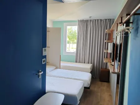Ibis Budget Saint-Genis-Pouilly Genève