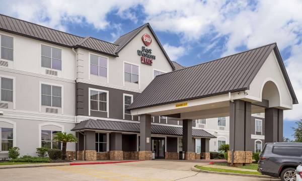 Best Western Plus Hobby Airport Inn Suites