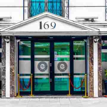 Hotel des Beaux-Arts Hotel Exterior